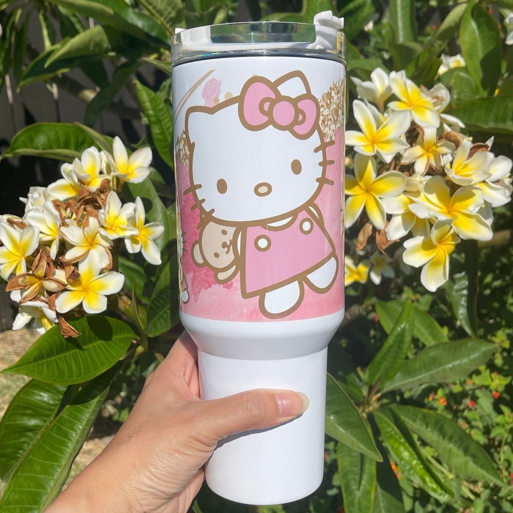 Sanrio Hello Kitty Tumbler 40 oz tumbler with hand carry handle and straw
